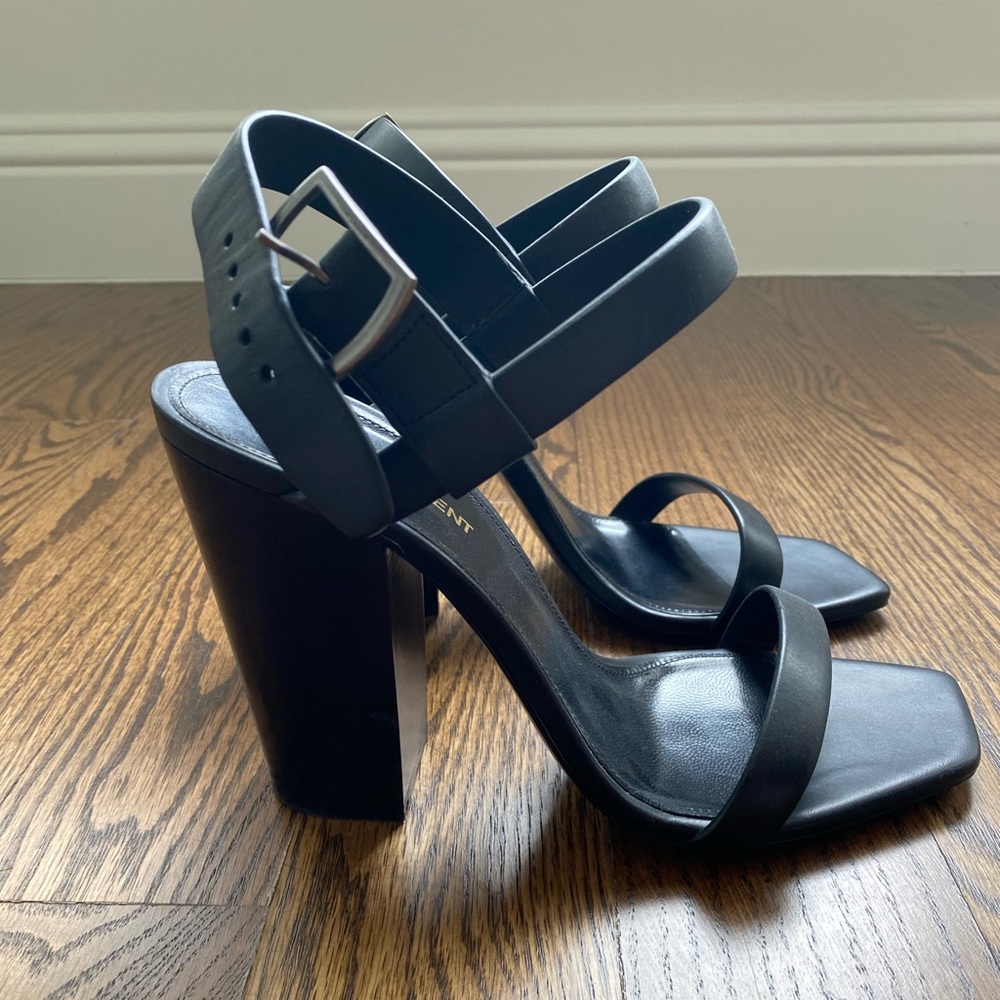Yves Saint Laurent Black Heels